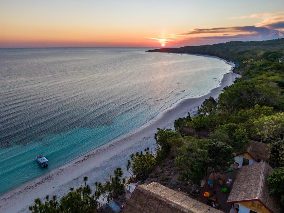 Blue Planet Dive Resort Bira Exterior photo